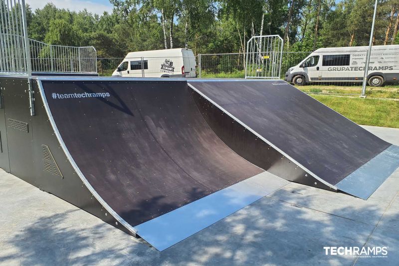 Bank Ramp and Quater - Modulær skatepark Gniezno 