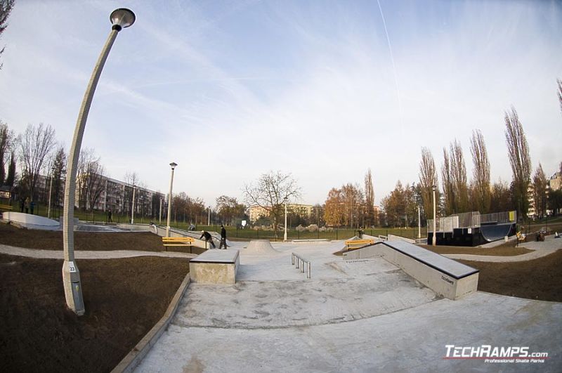 Betonowa Skatepłaza Mistrzejowice