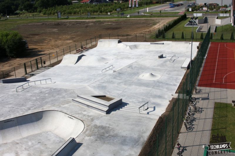 Betonowy skatepark w Wolsztynie