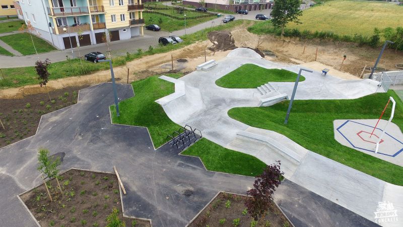 Concrete skatepark in Świecie