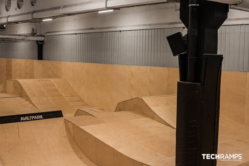 Innendørs skatepark i Warszawa