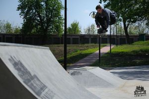 Jony -Maciej Jakobszy - Concrete Skatepark Techramps - Stopnica