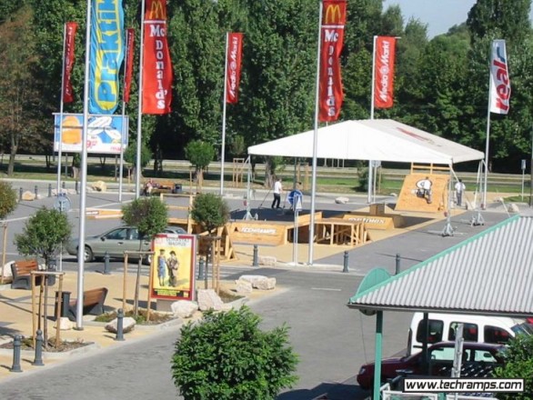 M1 Kraków 2003 skatepark widok