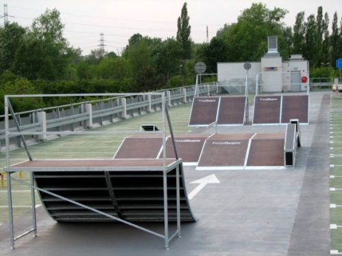 Mobile skatepark to lend