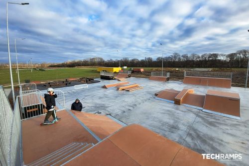 Modulbasert skatepark - Ozarow Mazowiecki (Kolejowa 2)