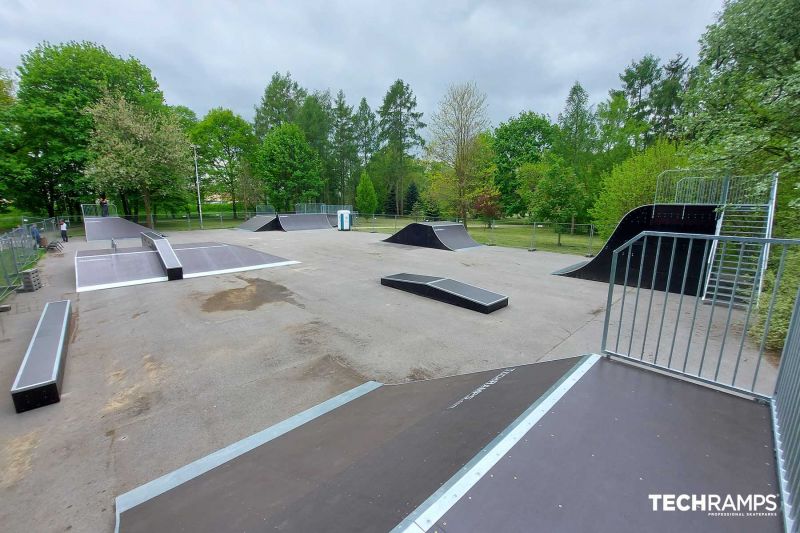 Skatepark i tre Ostrowiec Świętokrzyski