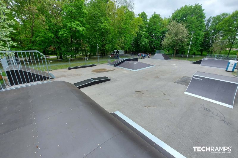 Skatepark i tre - Wymyslowo