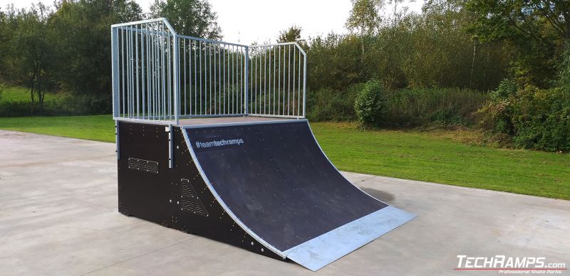 quarter pipe techramps