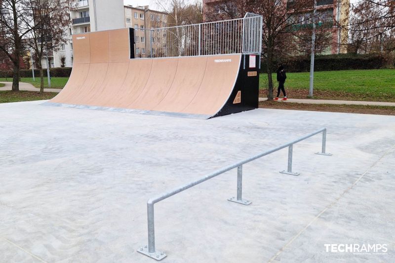 Rett rekkverk - Skatepark Plonsk 