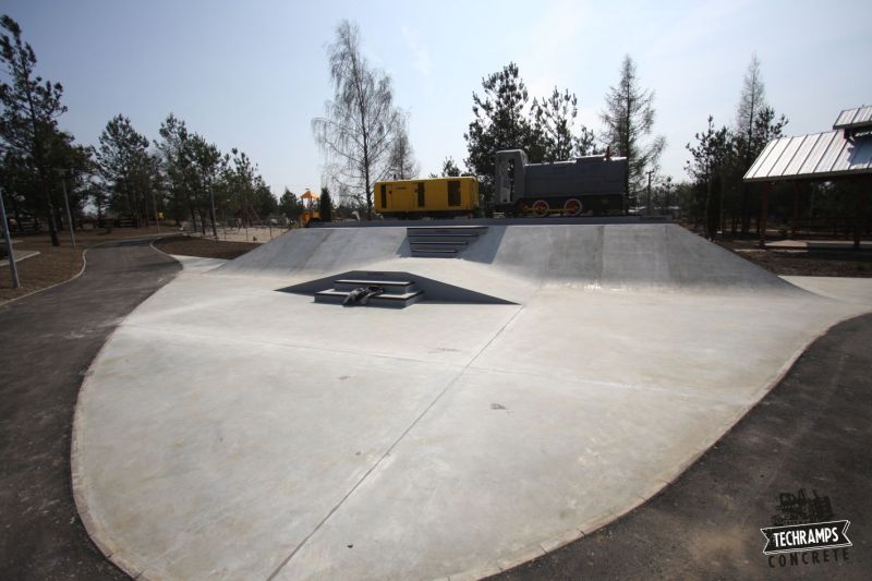 skatepark betonowy 