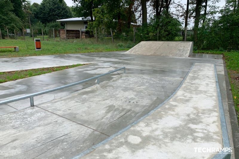 Skatepark betonowy