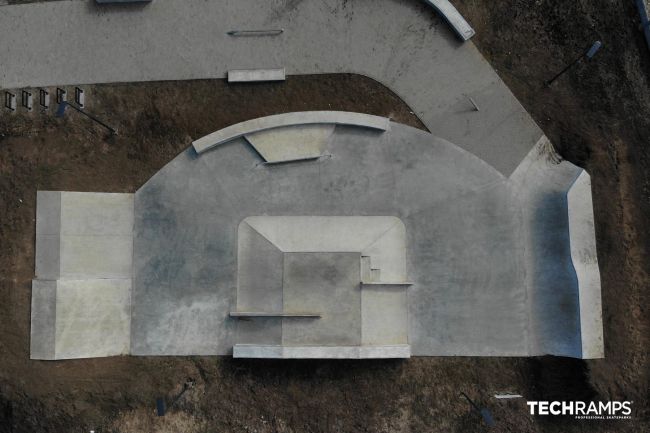 Skatepark betonowy - Leszno