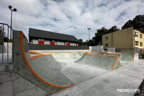 Skatepark i betong - Radziechowy