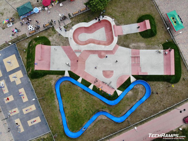 Skatepark i pumptrack - zdjęcie z drona