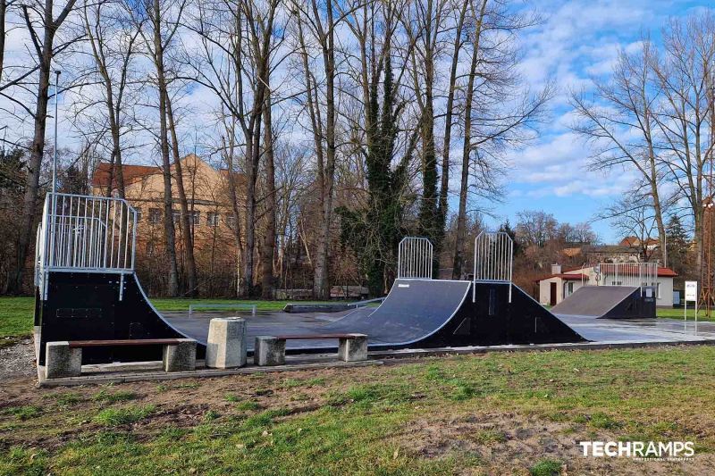 Skatepark drewniany - Gryfice 
