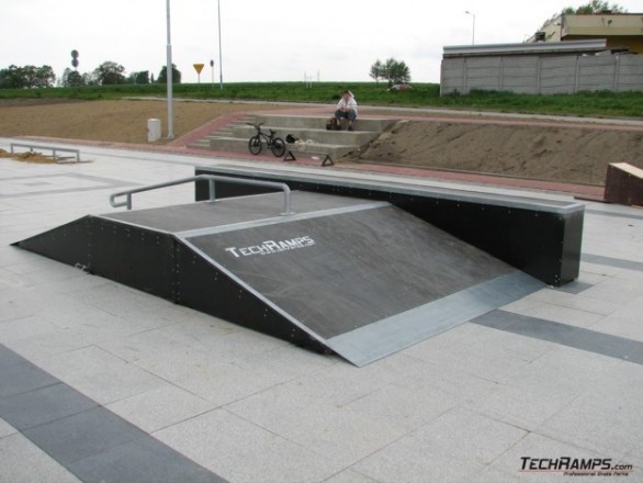 Skatepark w Bieruniu 5