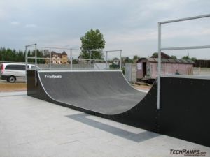 Skatepark w Bieruniu - minirampa