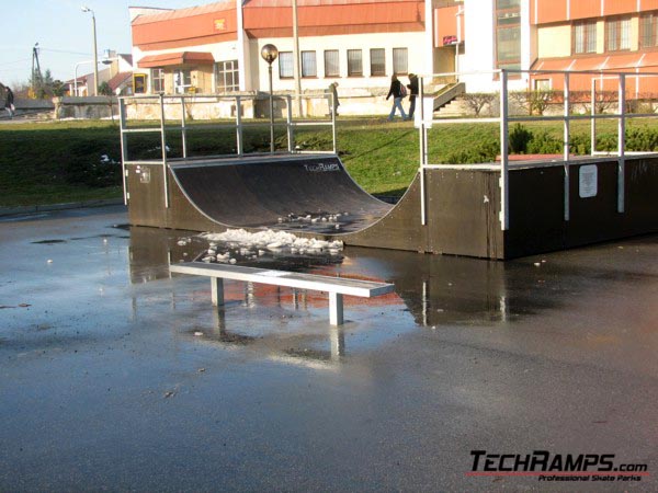 Skatepark w Bukownie - 3