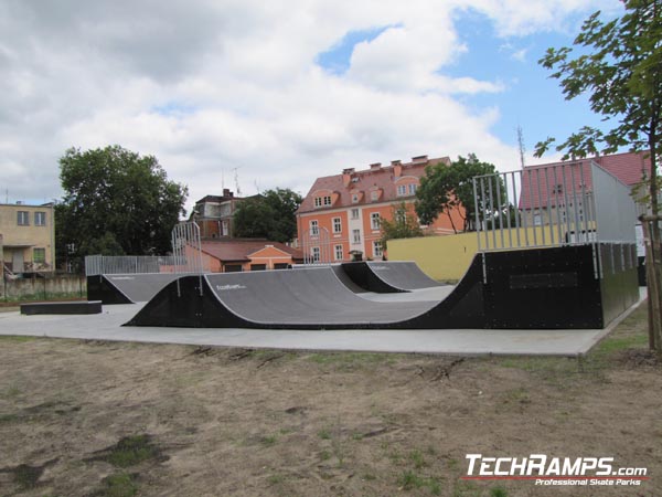 Skatepark w Dębnie po poprawkach