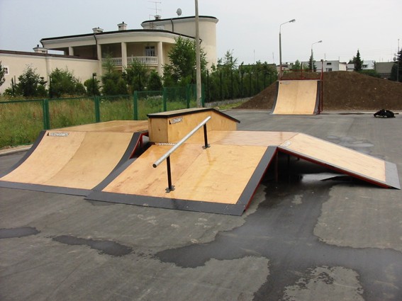 Skatepark w Grójcu 4