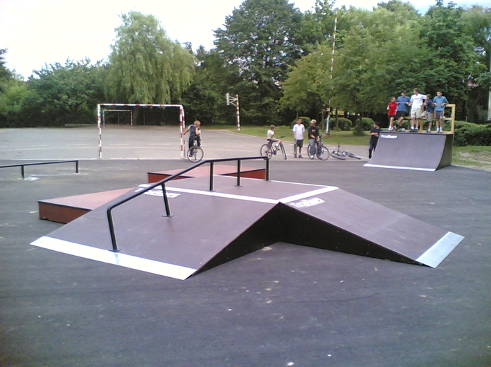 Skatepark w Markach 2