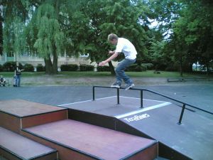 Skatepark w Markach 7