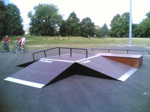 Skatepark w Markach 9
