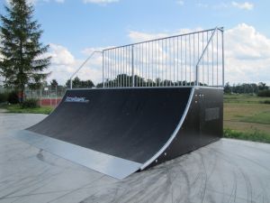 Skatepark w Opolu Lubelskim Quartar Pipe