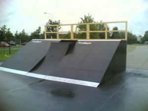 Skatepark w Policach 1