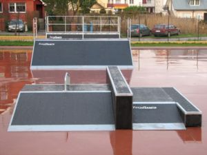 Skatepark w Rewalu 15