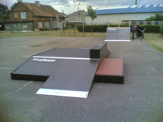 Skatepark w Zalewie 4