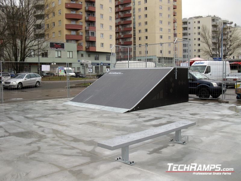 Skatepark Warszawa Bemowo Bank ramp