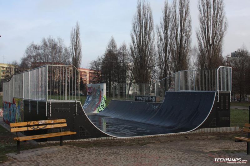 skatepark_mistrzejowice_minirampa