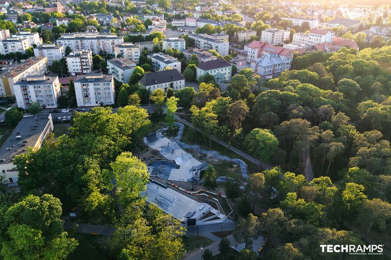 Skateparker i betong Skateparken i Ostrołęka