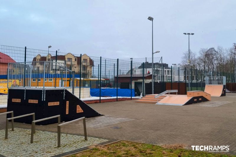 Shore ramp - skatepark Dziwnów 