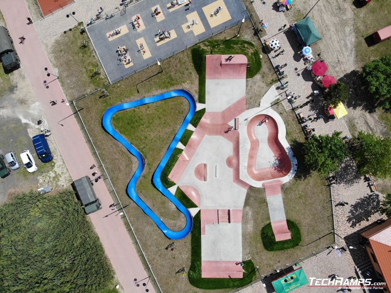 Widok z góry - pumptrack i skatepark Sławno